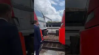 А вы видели как сцепляются поезда? 😜 
