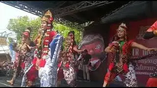 Nina Pecahkan Rekor Muri Dunia,6001 Penari Topeng Hut Indramayu