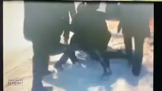 18+ // Полицейские избивают правозащитника Дмитрия Камынина