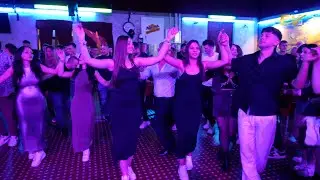 Te rinjtë Shqiptarë ja marrin valles Koncert në Itali // Organizator Aurel Tafani // EV Production