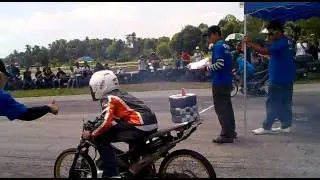 Botak setiawan sprintest at Kampung gajah..