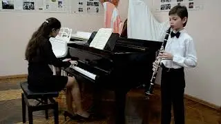 Елистратов Дмитрий (кларнет) 1 класс Свиридов Старинный танец