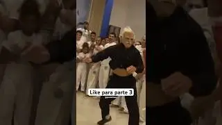 Idoso invade capoeira - parte 2
