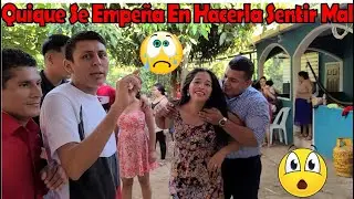 Now let's distribute the raffle tickets for these nice prizes. Quique makes Angela feel bad.