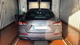 Loud Maserati Ghibli Modena SQ4 Revs, Start Up and Sound!