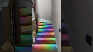 Умная подсветка лестницы 