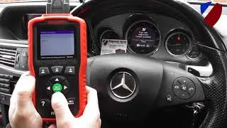 iCarsoft MB V1 0 SRS Airbag Light Diagnose Reset Demonstration