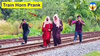 Top 10 Train Pranks #prank #prankshow