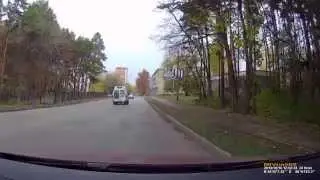 ДПС сопровождает скорую. Ребенку плохо, умирает (с)