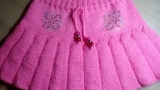 Skirt for girls with knitting needles. MK. 1 part
