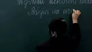 Шавкат Мирзиёев ўқитувчи ва шифокорлар ойлигини ошириш учун қўшимча маблағ ажратилишини айтди