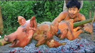 cocking pig delicious and Chicken