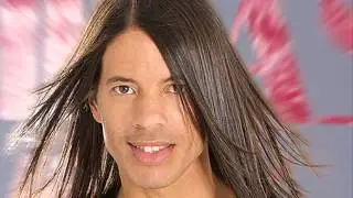 Jorge Gonzales - Chicas Walk