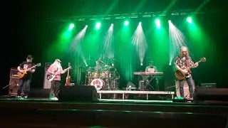 Dżem - Cała w trawie ( Częstochowa 21.04.2018)