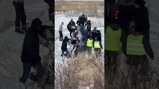 Прилёг отдохнуть после спортивного круга)