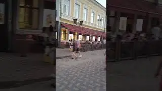 турист рекомендует исторический центр Феодосии