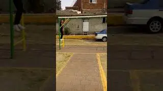 Subiendo el pasa manos