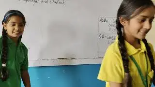 conversation between shopkeeper and student