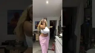 Mahalia - IT SHOULD BE ILLEGALLLLLLLL #mahalia #shorts