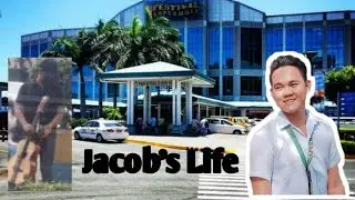sinamahn ko siya tumugtug sa isang mall