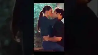 Netflix Aşk Taktikleri - Demet Özdemir Şükrü Özyldız Öpüşme Sevişme Sahnesi 