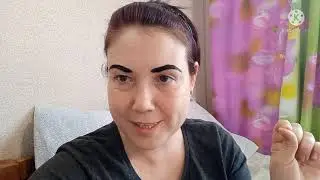 Чем занимаемся в выходные, крашу брови, готовлю пюре с крылышками, варю компот