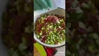 ОЛИВЬЕ САМЫЙ ЛУЧШИЙ РЕЦЕПТ 😻ВЫ ТАКОГО ЕЩЕ НЕ ПРОБОВАЛИ Е