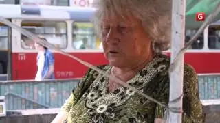 Новая полиция в Киеве взялась за стихийную торговлю у метро