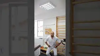 Tu cum îți ridici copilul de jos? #shorts #familie #copil #mama #tata #medical
