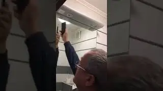 Управление светом при помощи телефона.