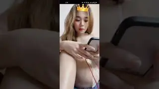 hot girl mocbuom không mặc sịp khoe đùi to bướm đẹp