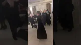 цыганочка танцует 💃