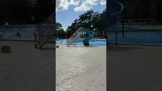 В Геленджике заработал бассейн под открытым небом