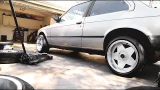 E30 Gets New Wheels!