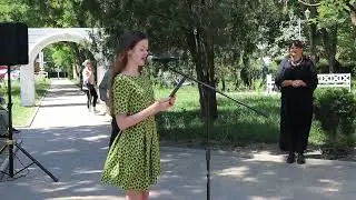 Полина Никонова. Пушкинский день. Арт-клуб "Февраль" в сквере Пушкина.