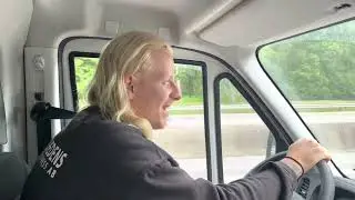 Нашел на помойке полку и продал брату