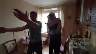 Мастеркласс от Тохи по макарене)