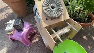 Мельница на каменных  жерновах