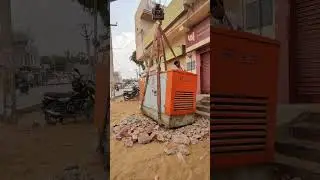 Generator transfer by hydra crane