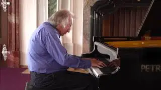 Debussy's Claire de Lune in a remarkable performance from Radoslav Kvapil at the age of 90!