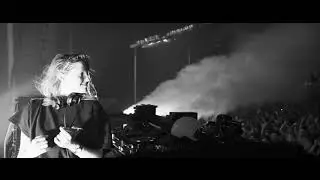 Clouds ‐ DJ Zetts