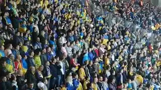 Беларусь   Украина  Борисов Арена скандировала Жыве Беларусь и Слава Украине