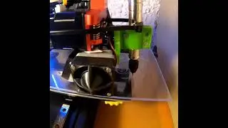 Kingroon KP3S, CNC grabado en acrílico, lampara LED.