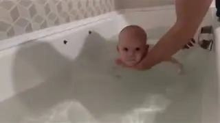Оля 4 месяца