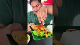 Nasi ayam penyet