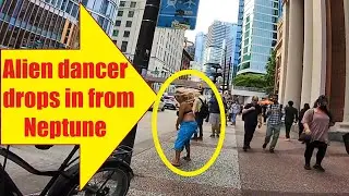 Britney Spears drops by from Neptune and has a dancing seizure! (Blues fusion jam)