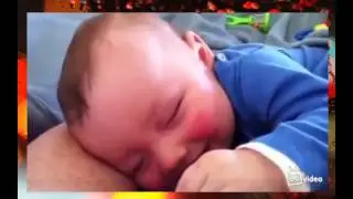 Весёлый сон! Малыш хохочет во сне