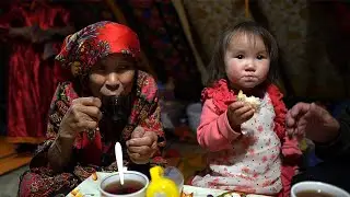 Hard Life of the Family In Tundra. RUSSIA. FAR NORTH. Nomads Nenets