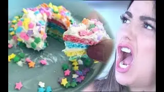 SE PUEDE HACER EL PASTEL MAS PEQUEÑO DEL MUNDO? *TIENEN QUE VER EL FINAL!*  / CAELI