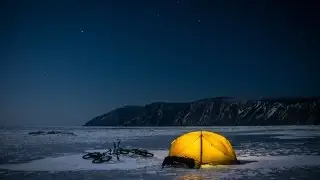 По льду вокруг Ольхона на велосипедах.